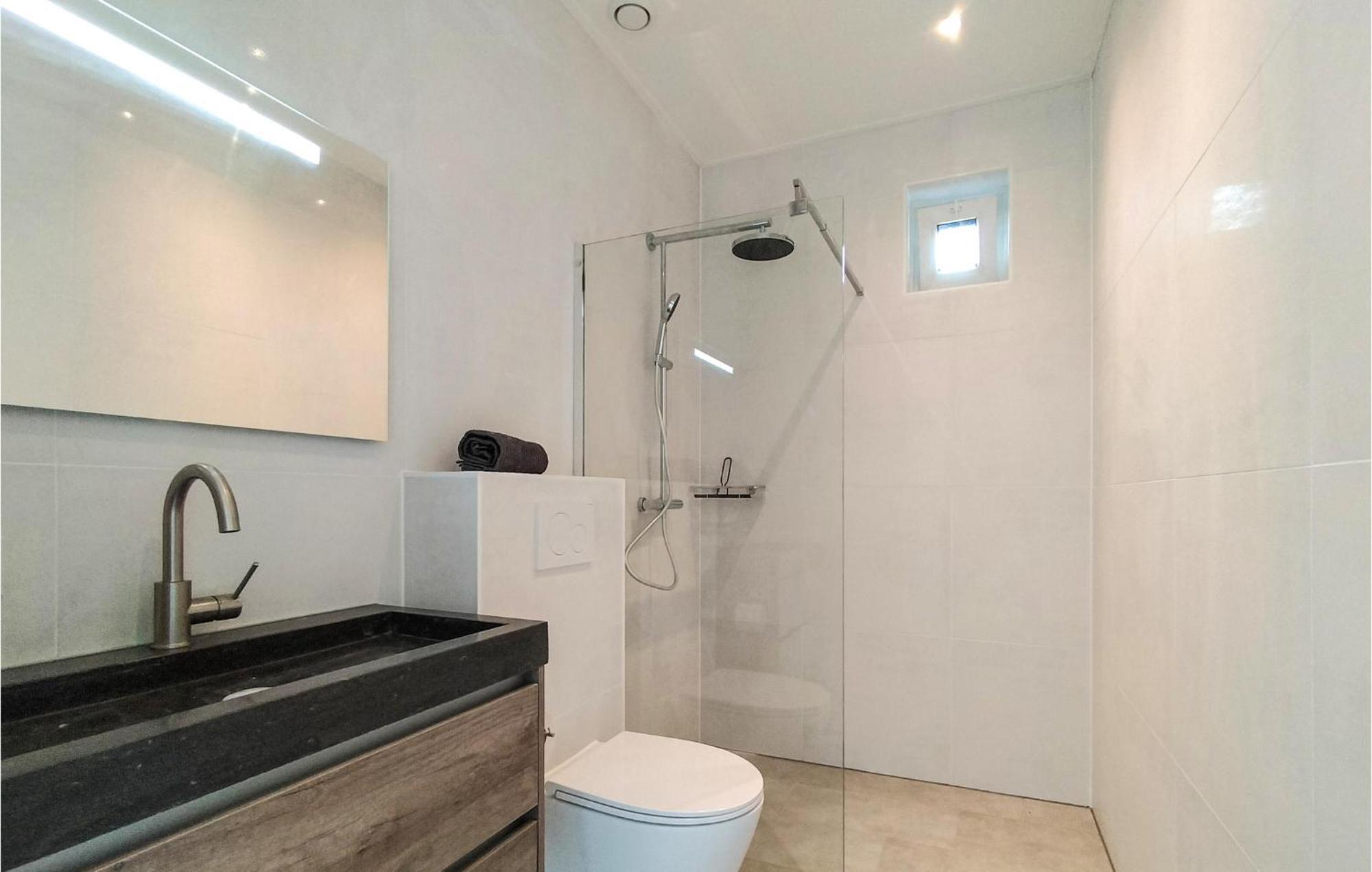 Cozy Home In Oosterwolde With Sauna المظهر الخارجي الصورة