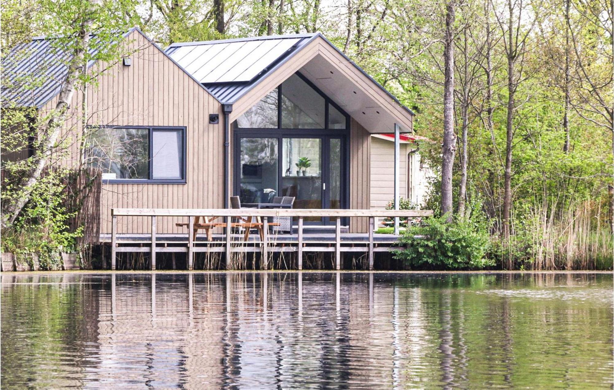 Cozy Home In Oosterwolde With Sauna المظهر الخارجي الصورة